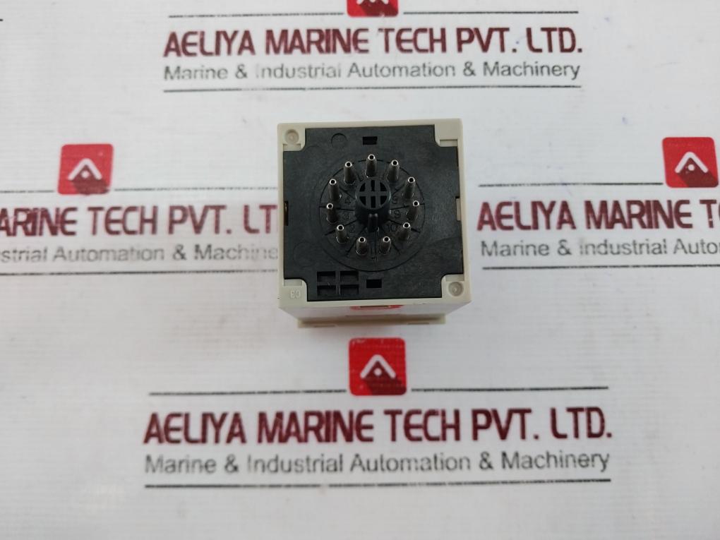 Omron H3cr-a Timer 250v - Image 4