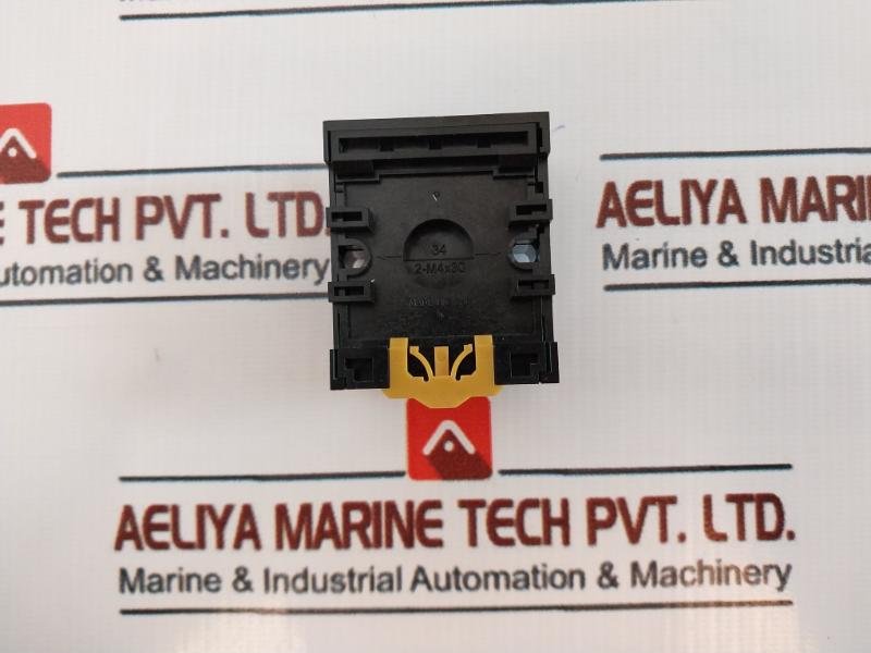 Omron Pf113a-e Relay Socket 250v - Image 4