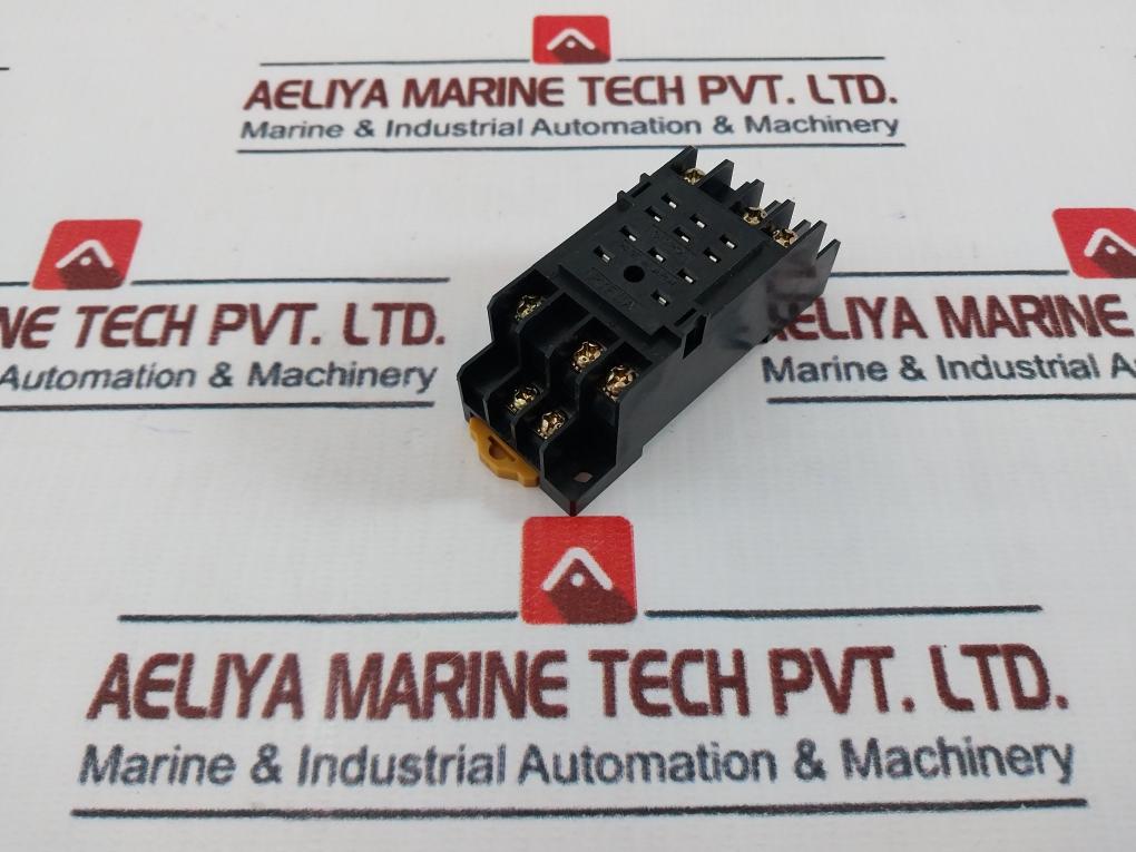 Omron Pyf11a Relay Socket 250v - Image 3