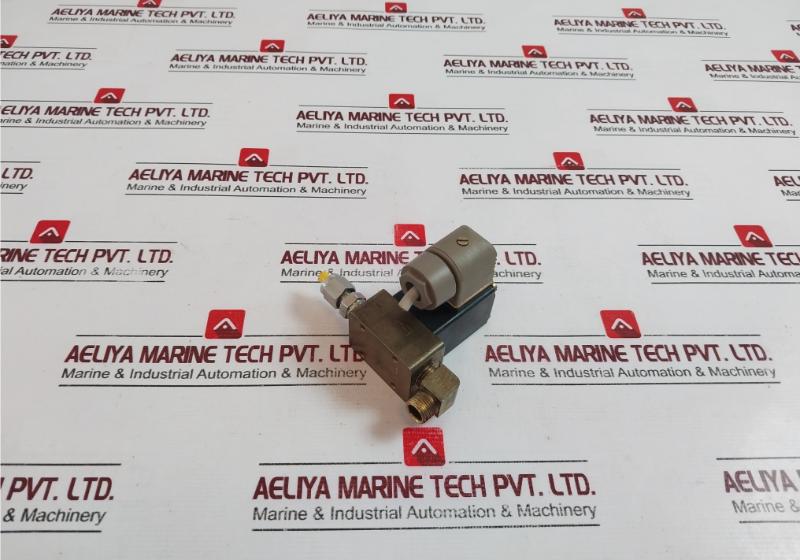 Rs 439-111 Diaphragm Valve 240V - Image 3