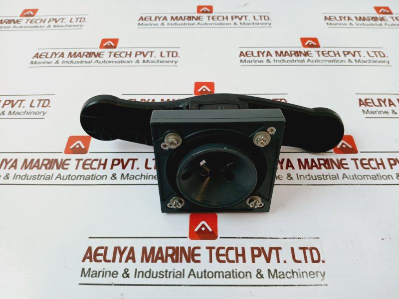 Schneider Electric Front Rotary Handle - Image 4