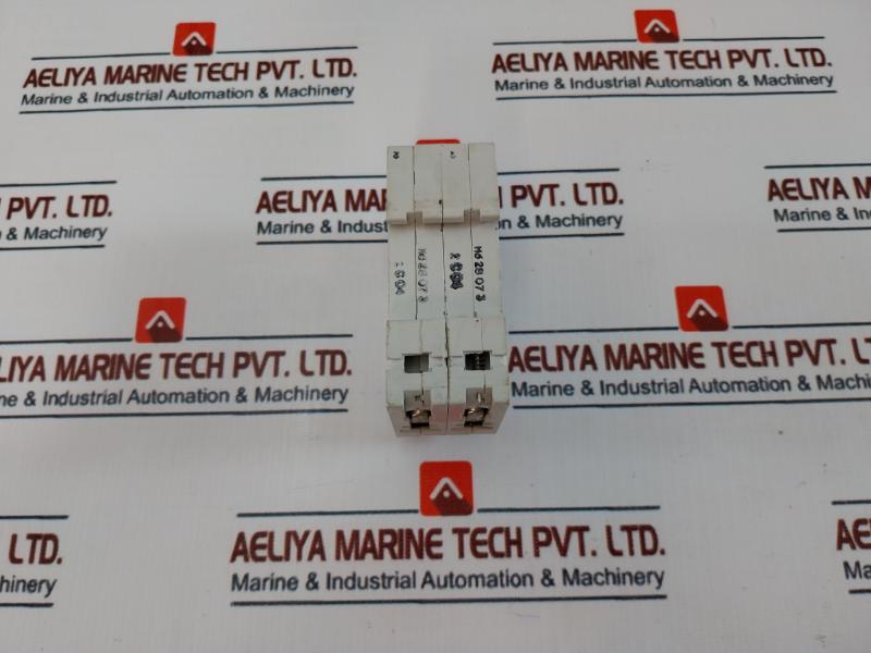 Siemens 5sx42 Circuit Breaker 415v - Image 4