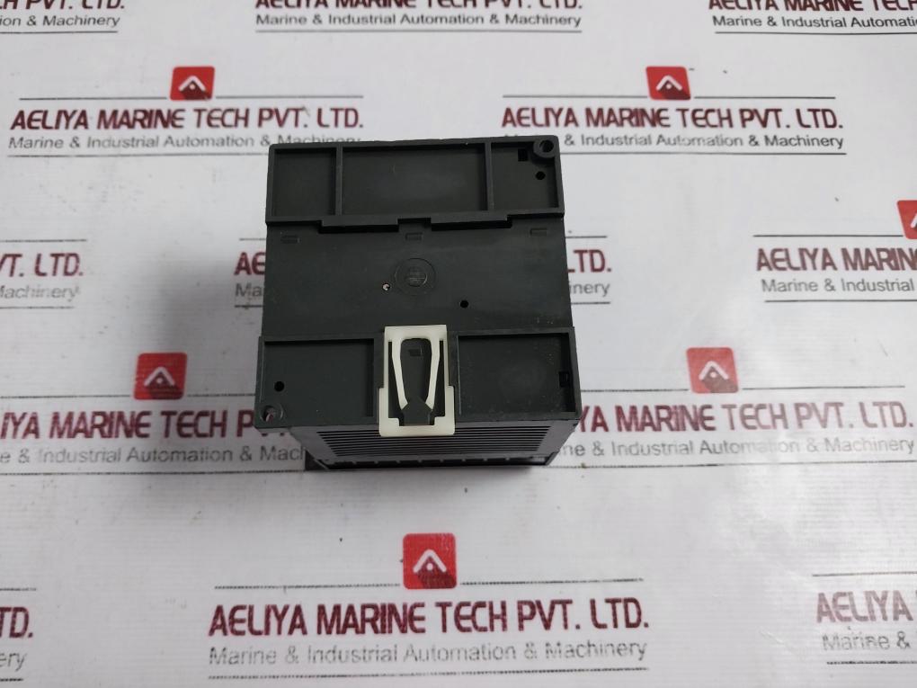 Fatek Fbs-20mc Programmable Controller 240v - Image 4