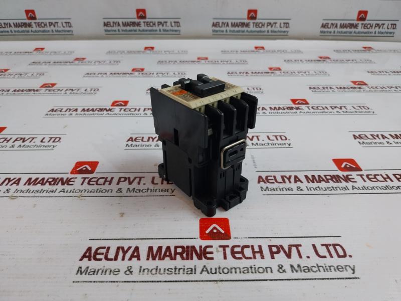Fuji Electric 4nc0f0 Contactor - Image 3