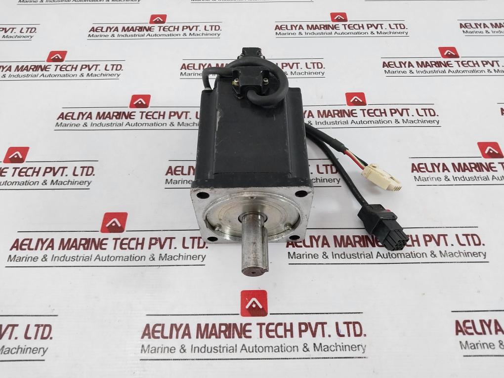 Fuji Electric Gys751dc2-t2a Servo Motor 104v