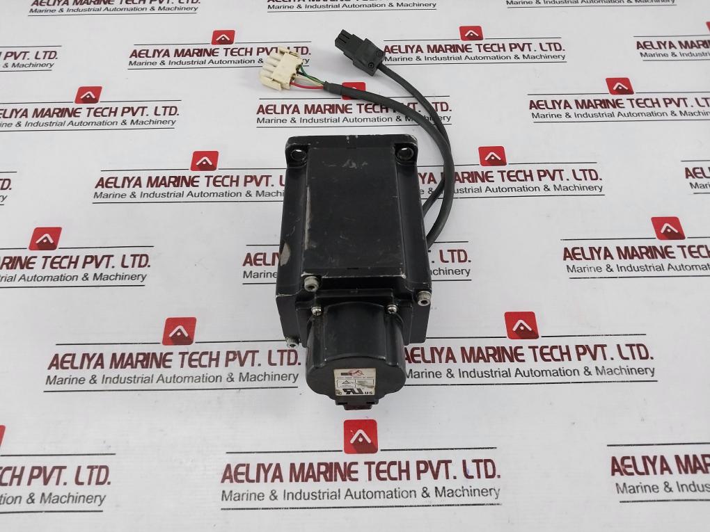 Fuji Electric Gys751dc2-t2a Servo Motor 104v - Image 4