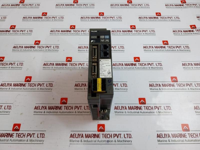 Fuji Electric Ryc401d3-vvt2 Servo Drive