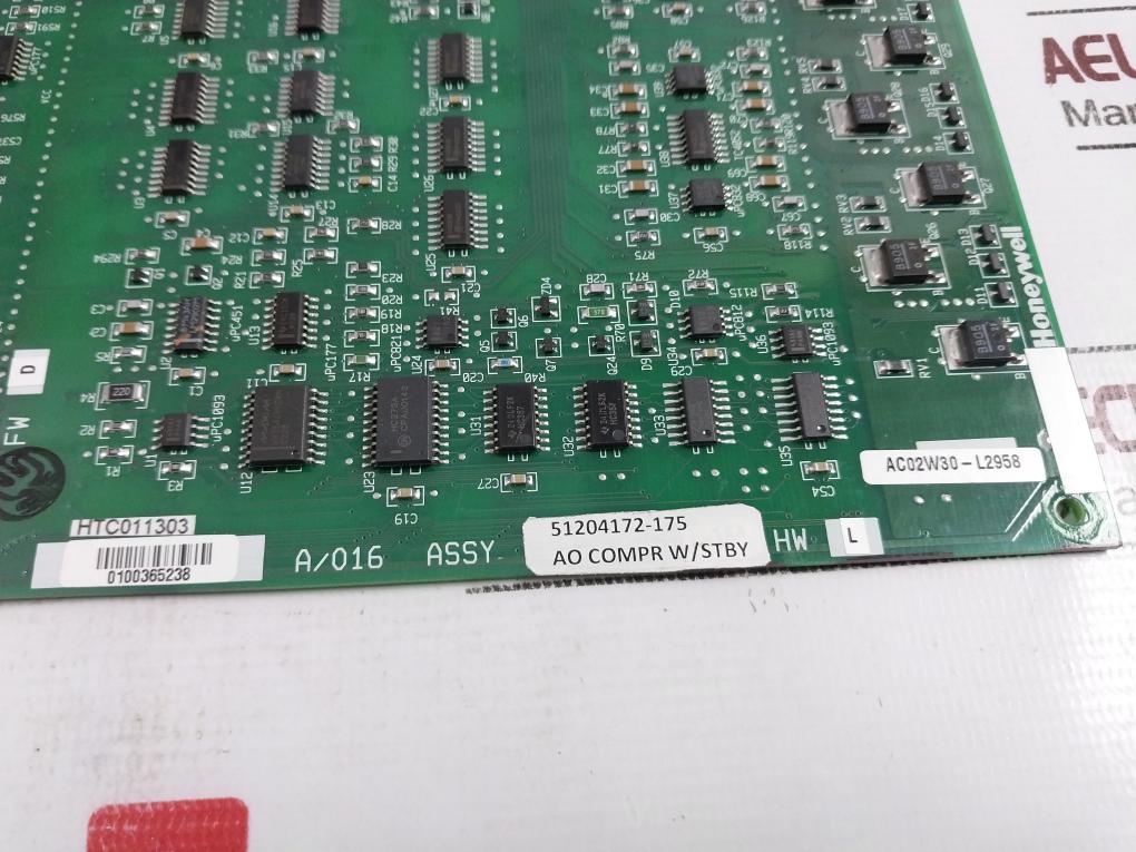 Honeywell 51204172-175 Analog Output Module 94v - Image 3