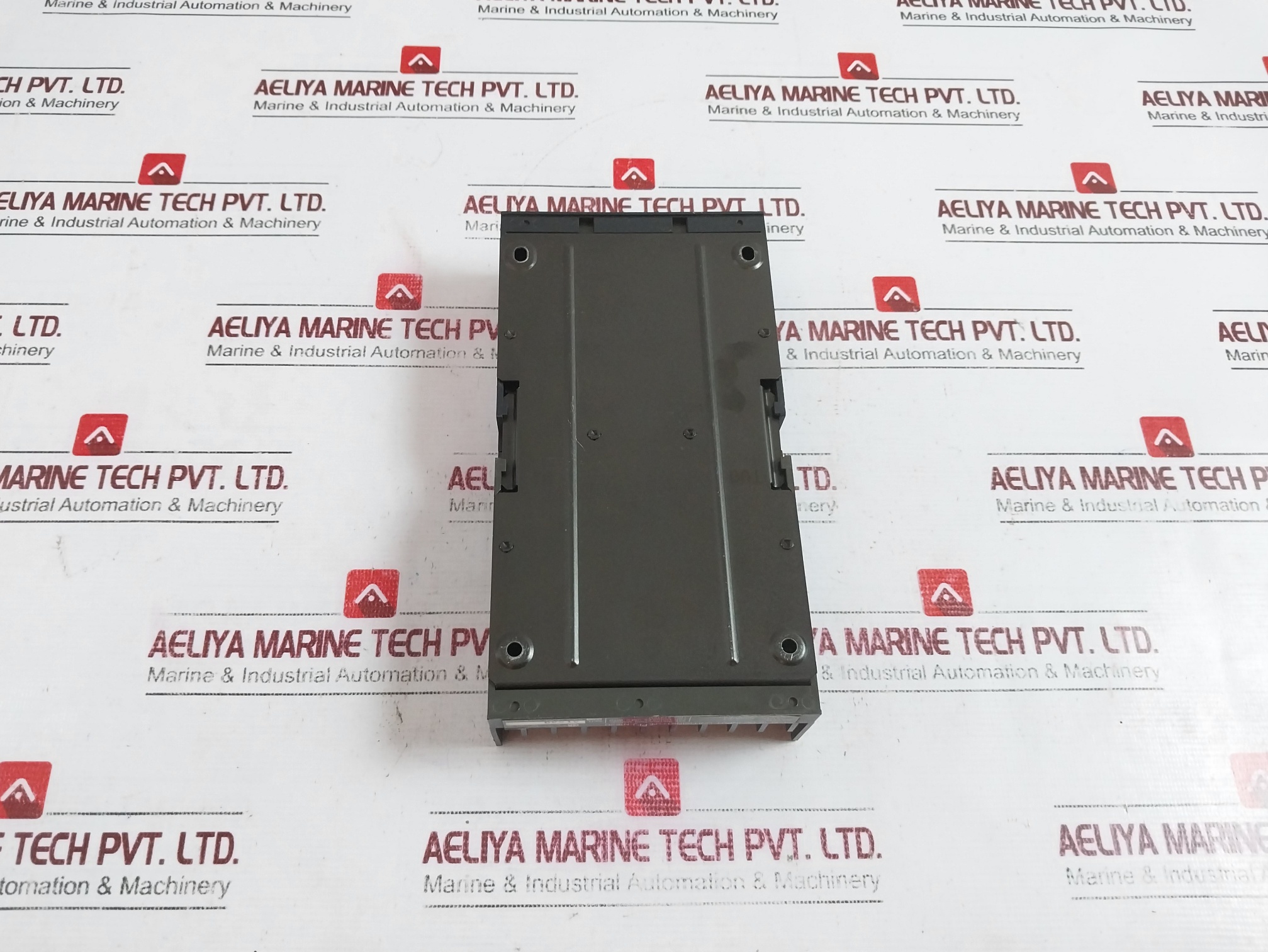 Idec Fa-1j 8-relay Output Unit 220v - Image 4