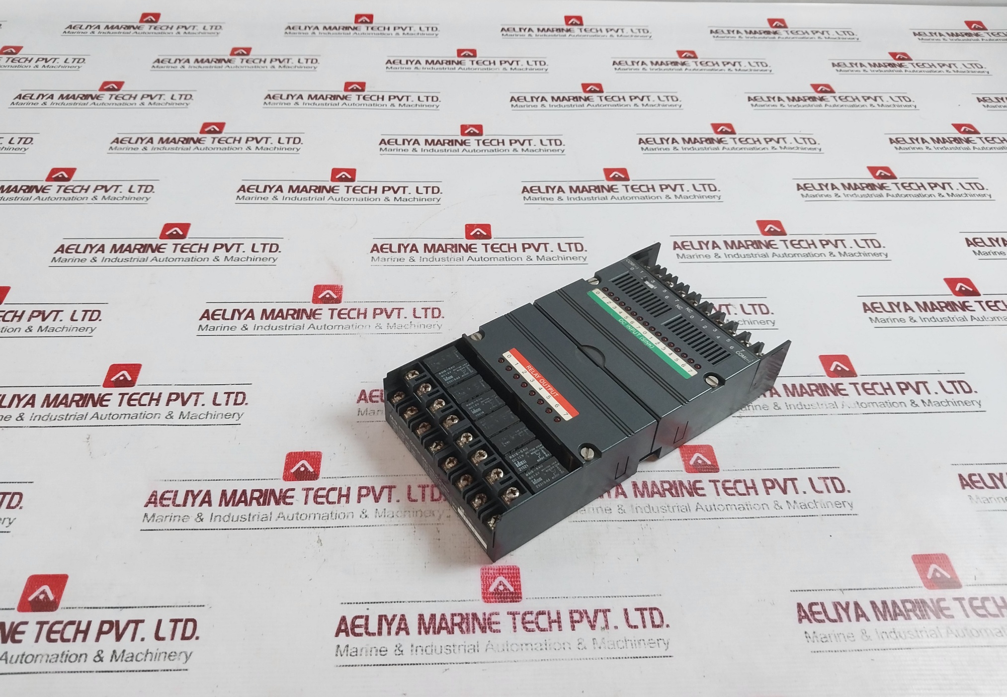Idec Fa-1j 8-relay Output Unit 220v - Image 3