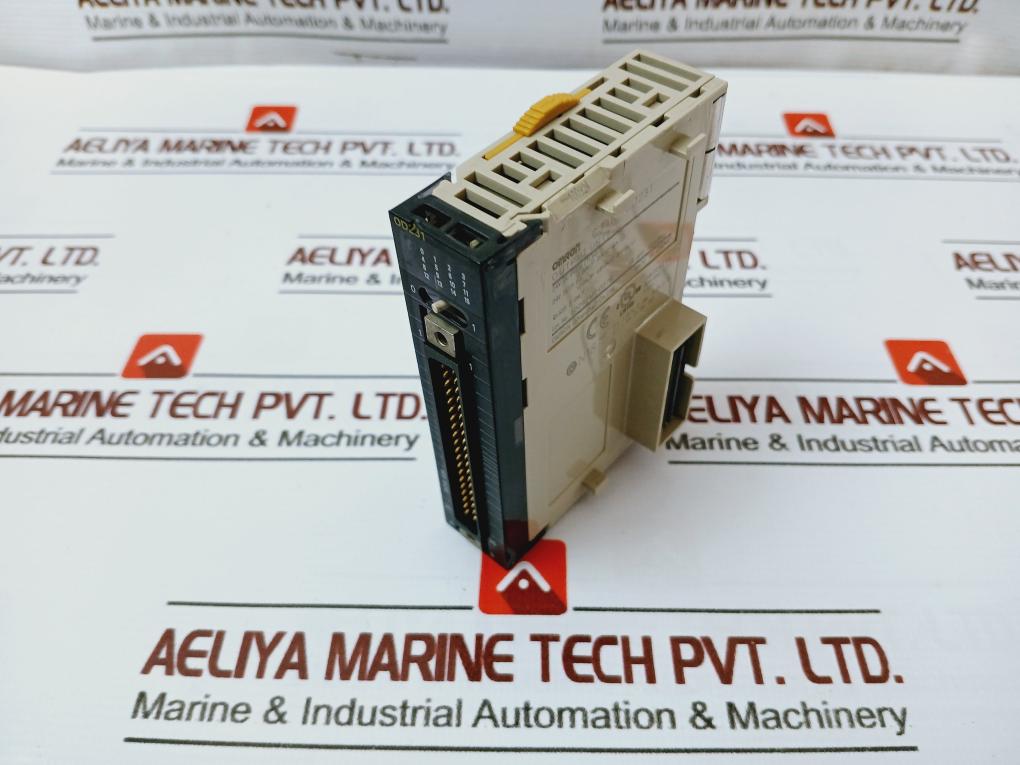 Omron Cj1w-od231 Output Unit 96v - Image 3