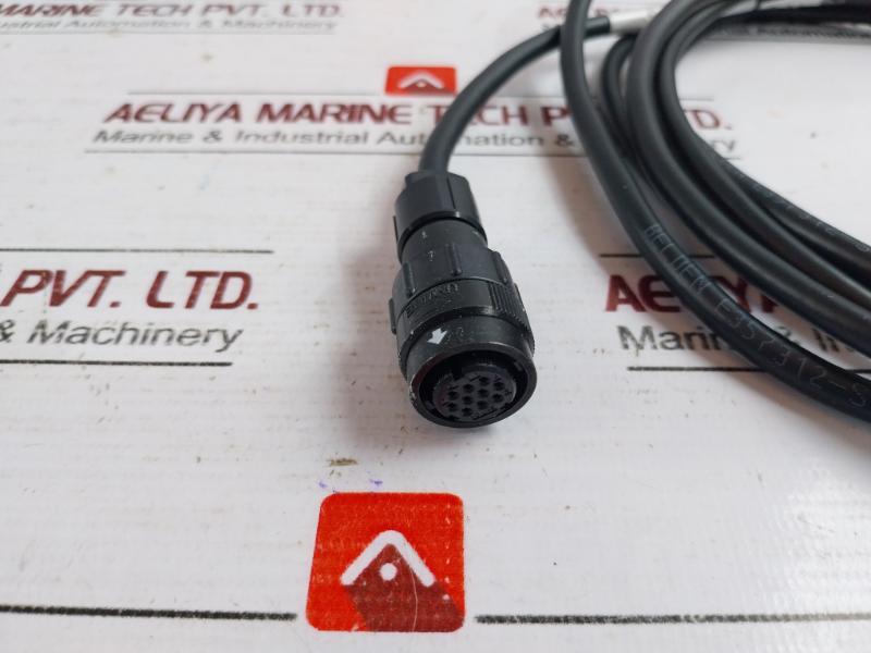 Omron R88a-cr1b003v Servo Motor Power Cable 3.m - Image 3