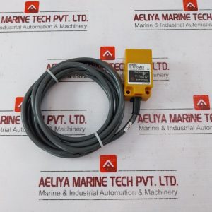 Omron Tl-n10me1 Proximity Switch 2 Meter