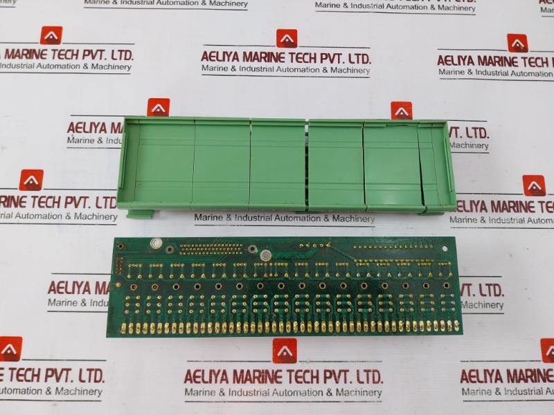 Phoenix Contact 9840795 Multi Relay Module - Image 4