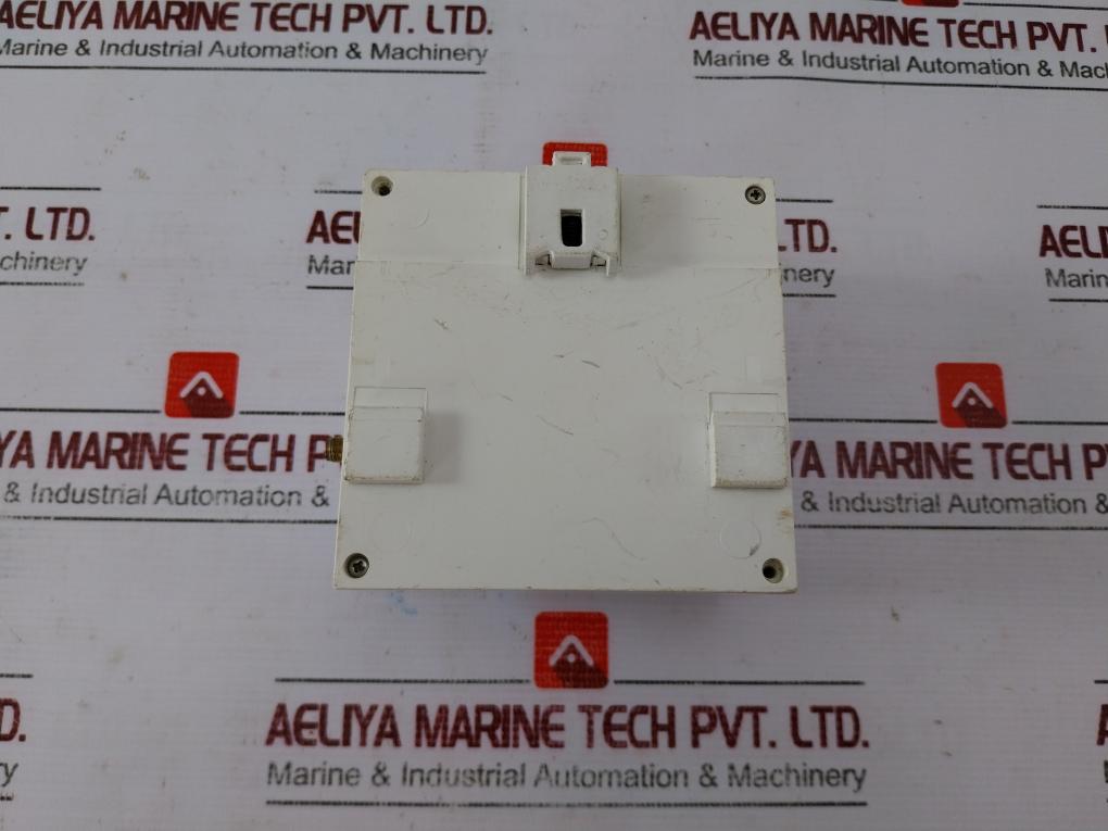 Schneider Electric Villaya Sem 1500 Kilowatt hour Energy Meter 230v - Image 4