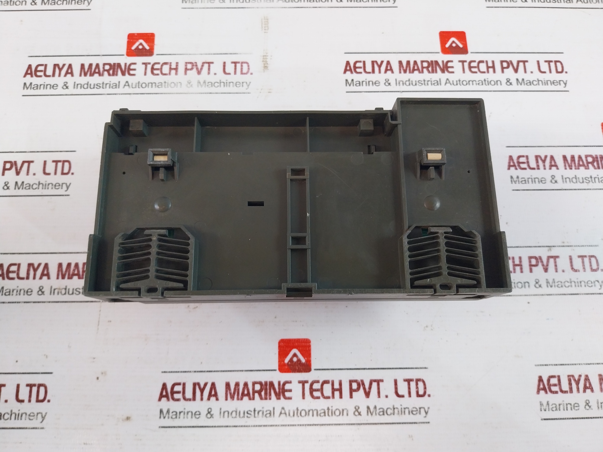 Siemens 133-1bl01-0xb0 Digital Input/output Module - Image 4