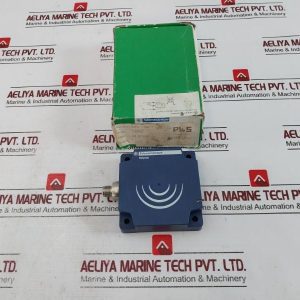Telemecanique Schneider Electric Xs7d1a1pbm12 Inductive Sensor 24v