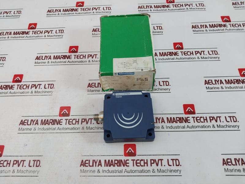 Telemecanique Schneider Electric Xs7d1a1pbm12 Inductive Sensor 24v