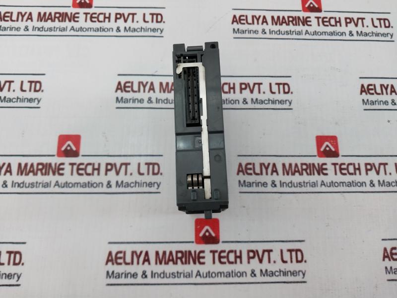 Mitsubishi Electric Melsec-q Qx10 Digital Input Module 120v - Image 4