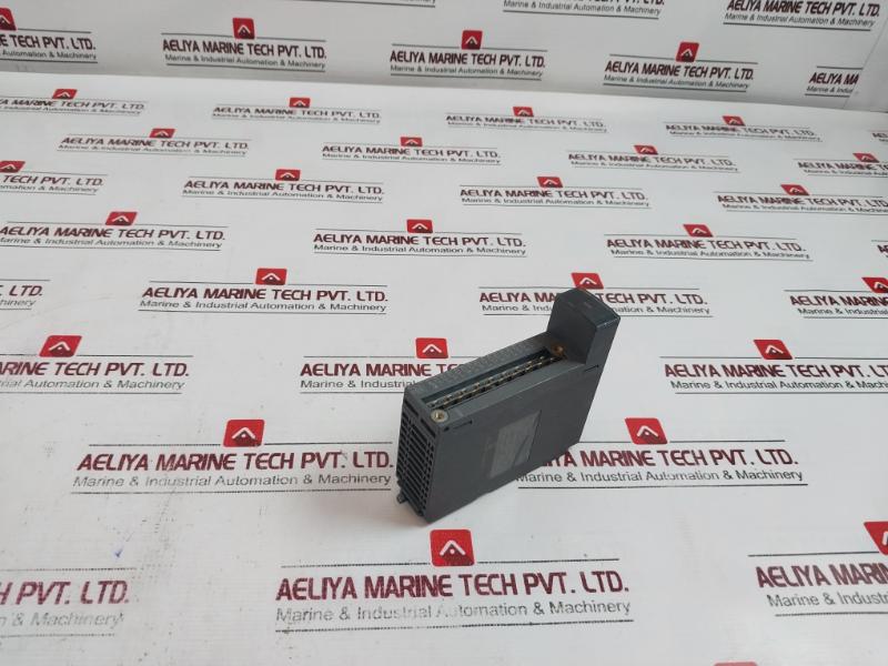 Mitsubishi Melsec-q Qy80 Output Module 24v - Image 3