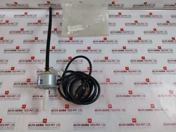 Nakai Mitsubishi Heavy Industries 280703 Bolt Heater 110v