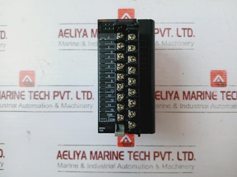 Omron Cj1w-id211 Input Unit 24v