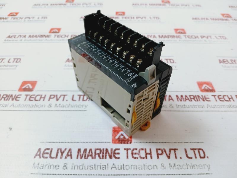 Omron Cj1w-id211 Input Unit 24v - Image 3