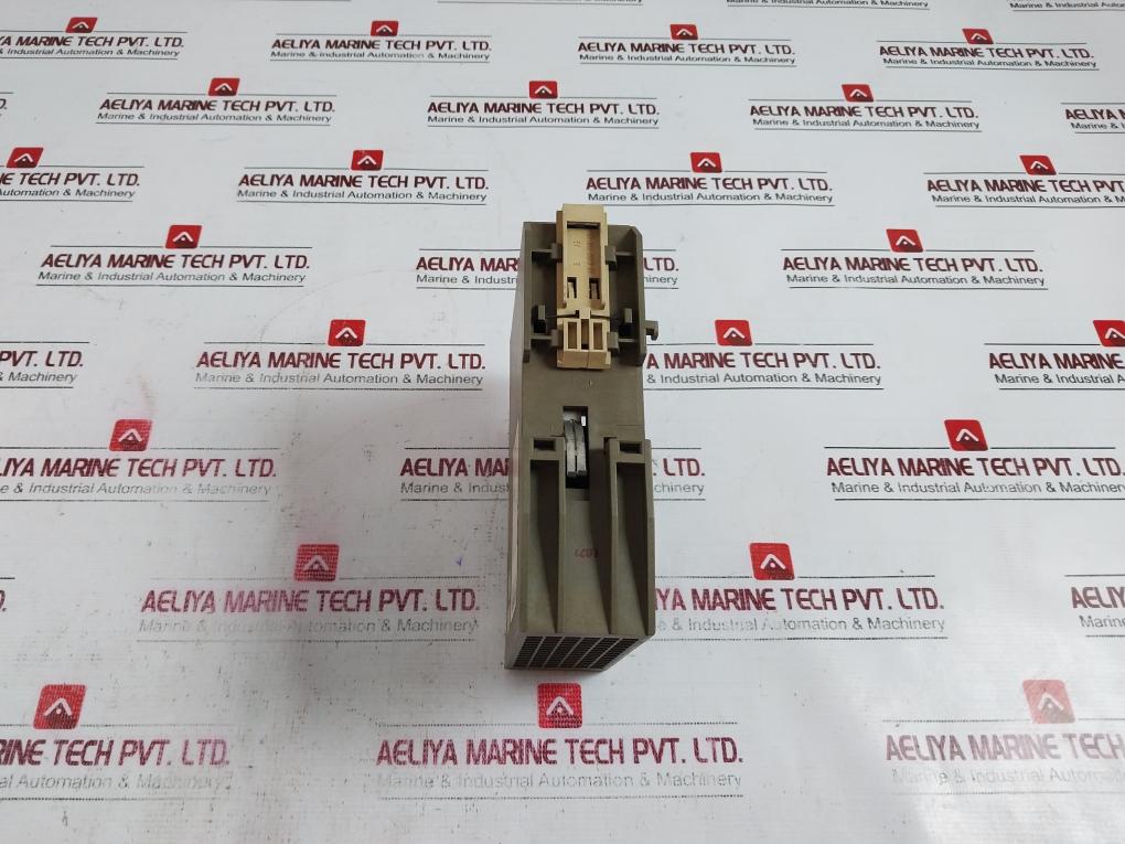 Siemens 6es5 318-8ma12 Interface Module - Image 4