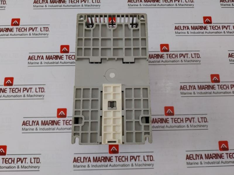 Allen-Bradley Rockwell Automation 22b-A8p0n104 Powerflex 4 Inverter Drive 400v - Image 4