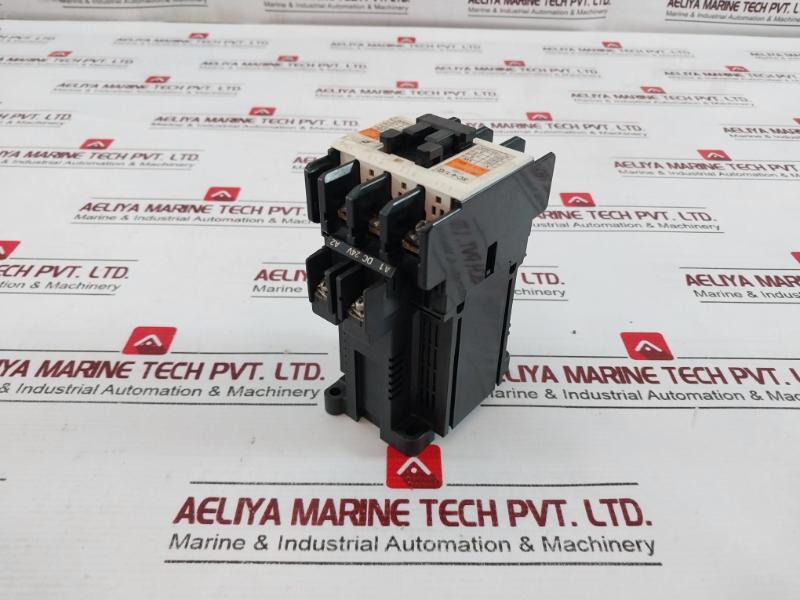 Fuji Electric Sc-4-1/G Dc Operated Magnetic Contactor 690v - Image 3
