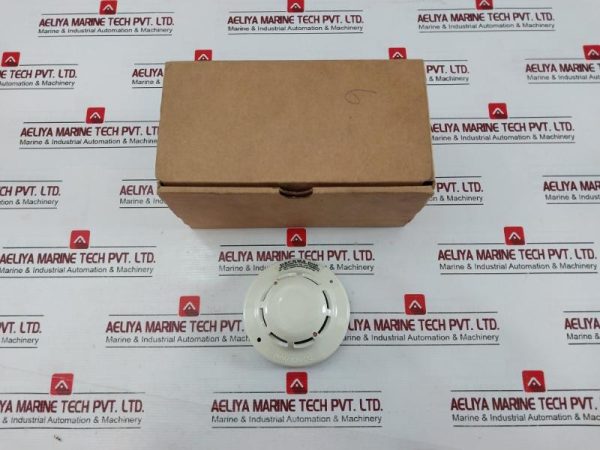 Hochiki Deckma Slr-E3nm Conventional Photo Electric Smoke Detector 30v