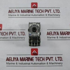 Idec Gt5y-2sn Electronic Timer 300v