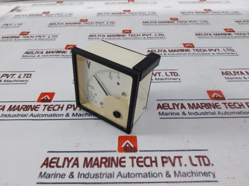 Meco M72 Din Panel Ammeters Voltmeters 15 V - Image 3