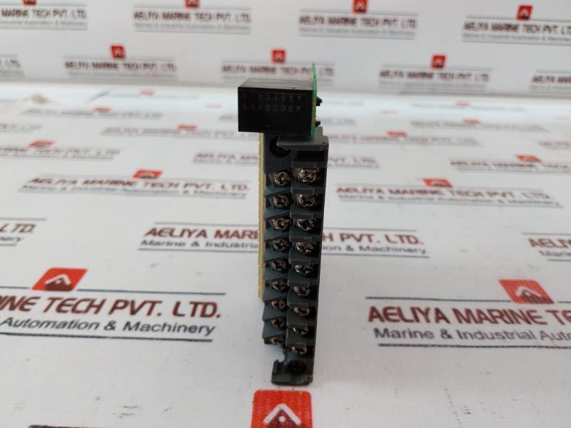 Mitsubishi Electric Qy10 (N) Output Module 94v - Image 3