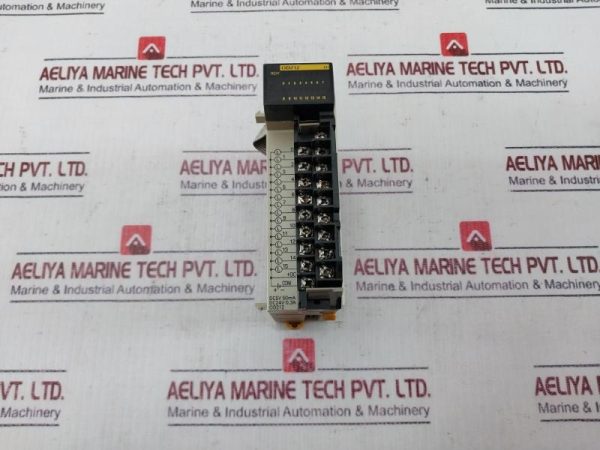 Omron Cqm1-Od212 Output Unit Module 24v
