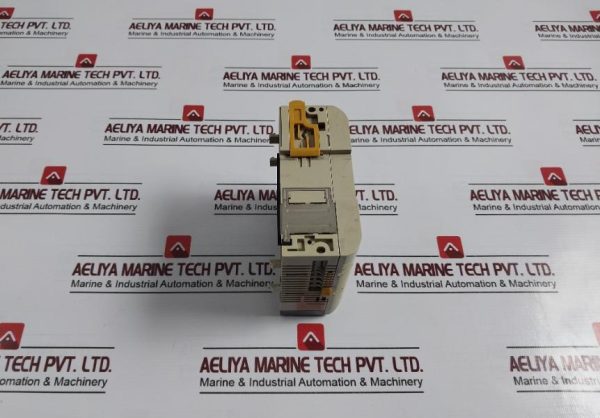 Omron Cqm1-Od212 Output Unit Module 24v - Image 4