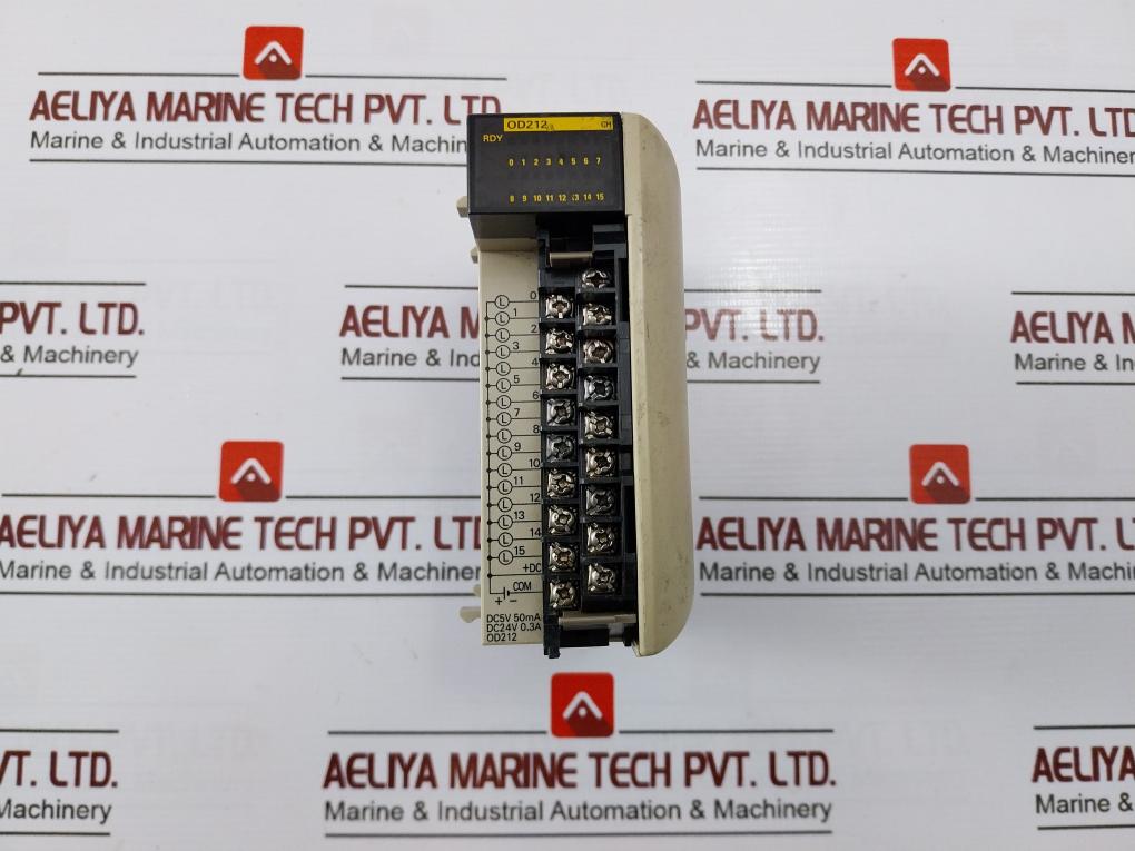 Omron Cqm1-Od212 Output Unit 24v