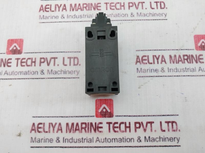 Omron D4n-1132 Limit Switch 250v - Image 4