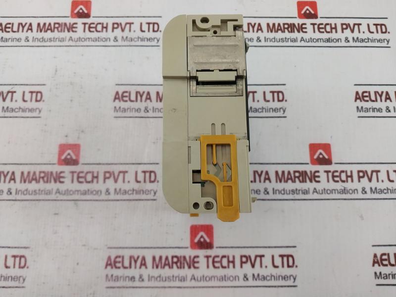 Omron Od212 Input Transistor Output Unit 24v - Image 4