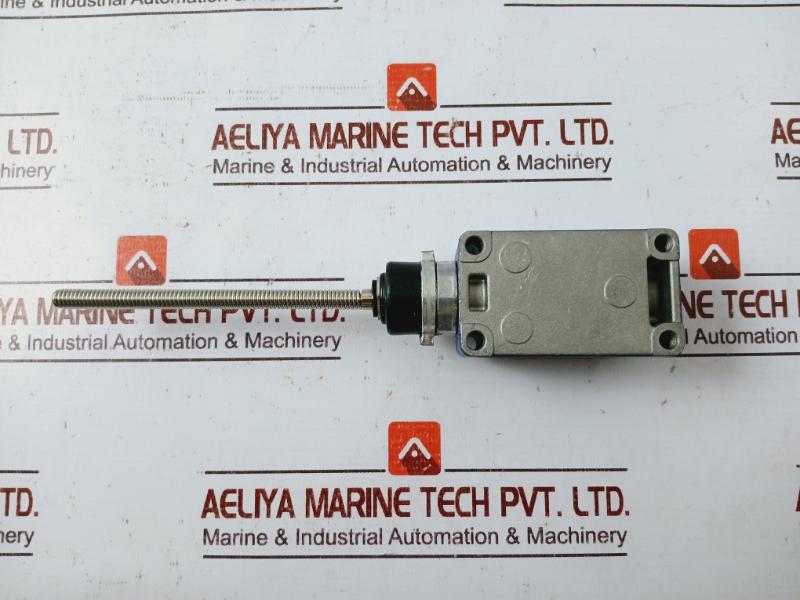 Schmersal Maf 330-11y-M20 Limit Switch Spring Lever 250v - Image 4