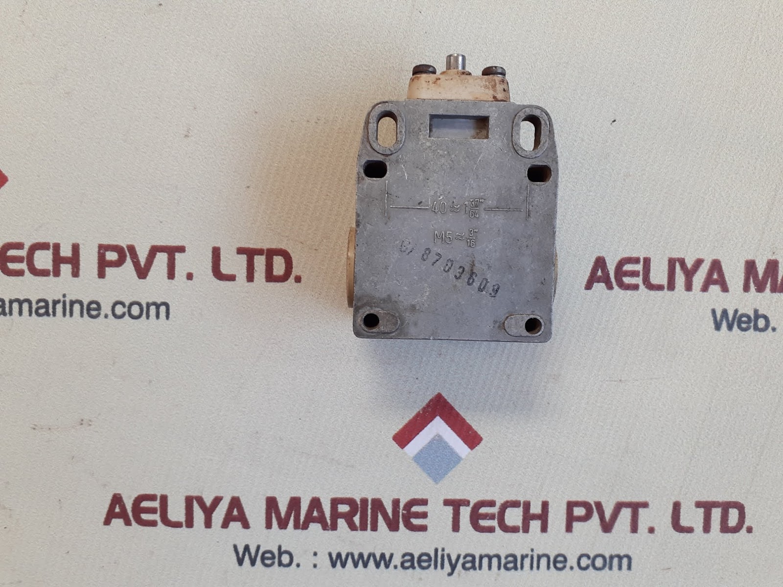 Siemens 3se3 100-1e limit switch - Image 2