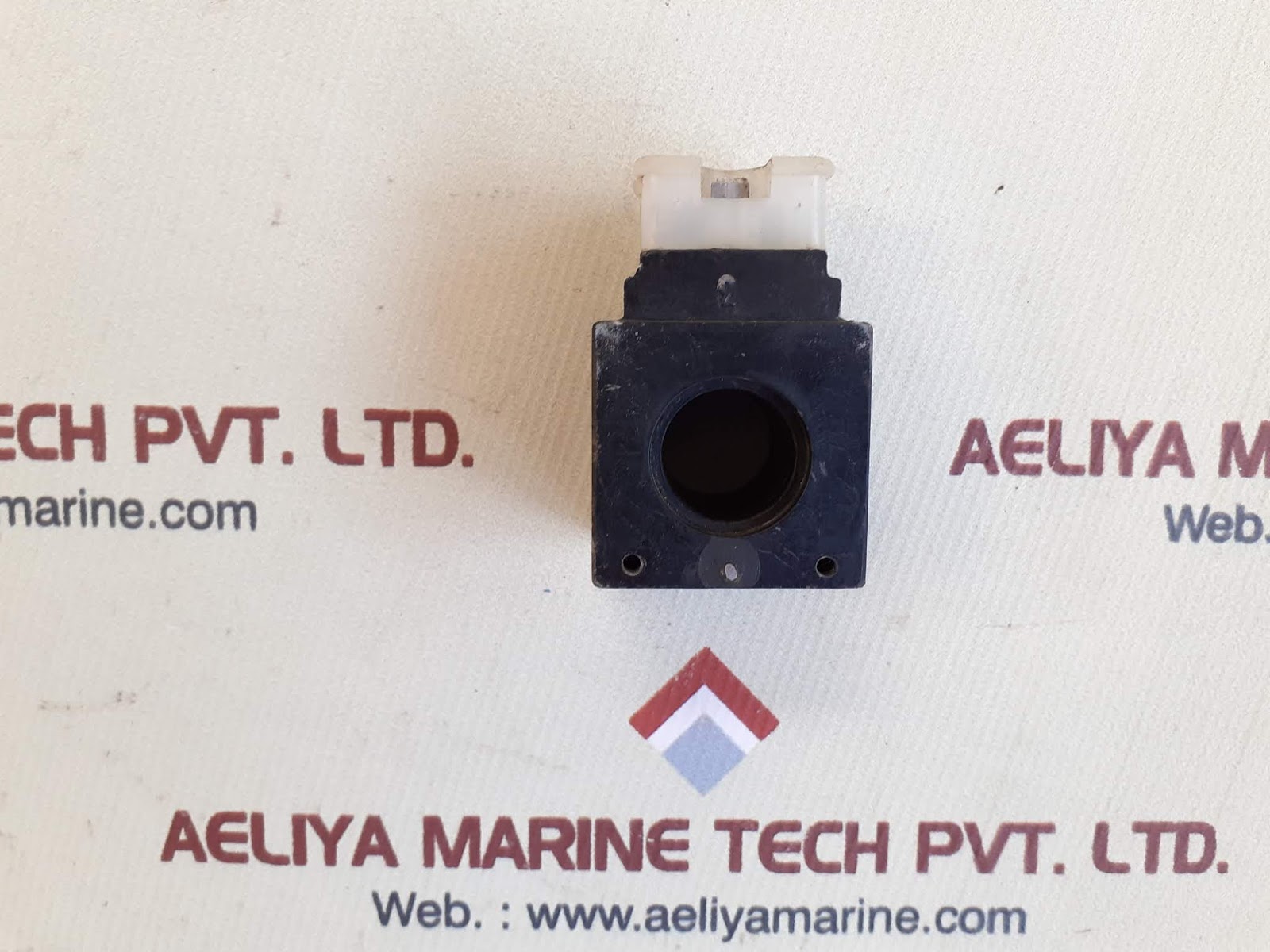 Bosch rexroth 071030 3810 solenoid coil - Image 3