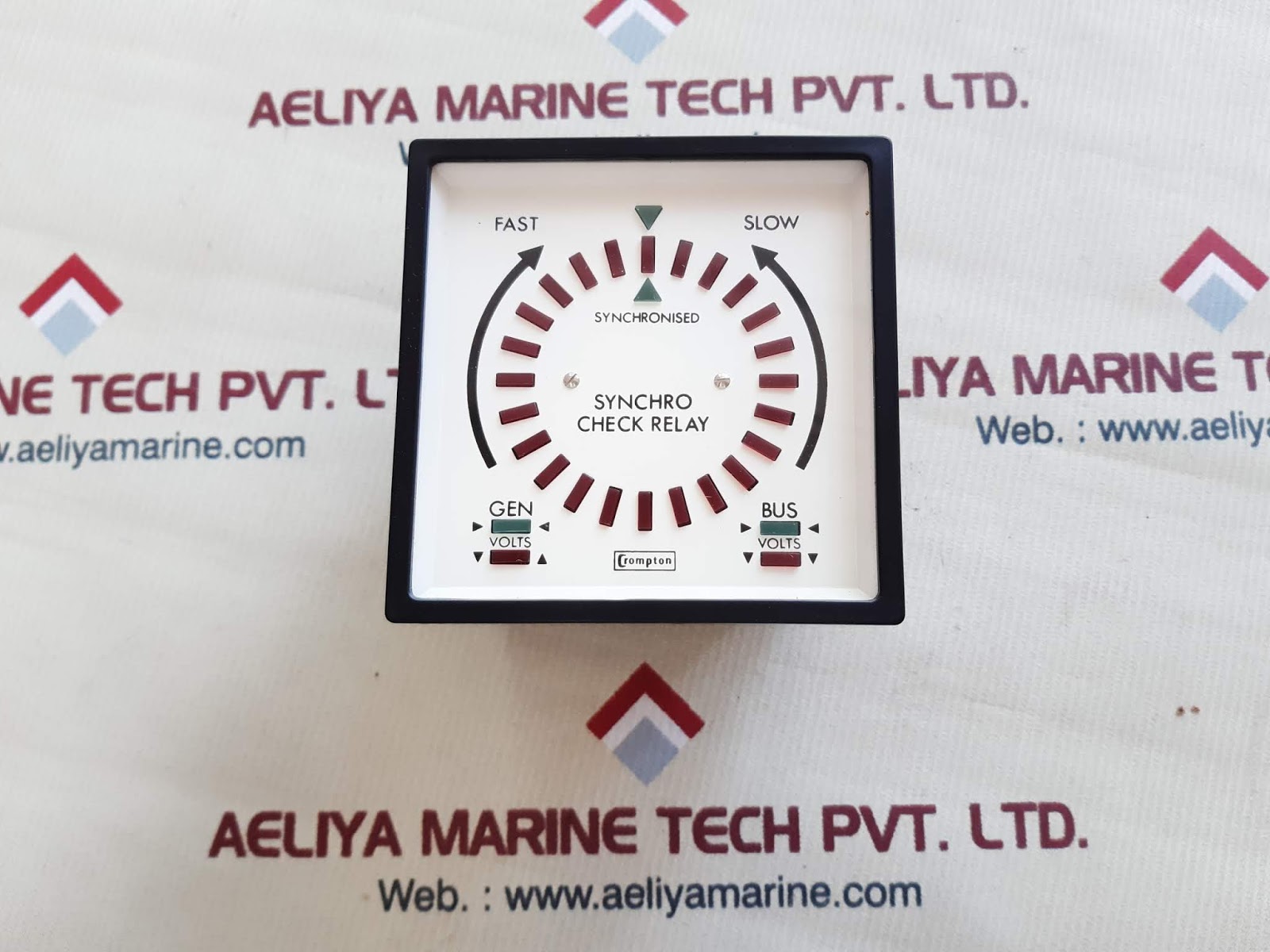 Crompton 244-14dg-sebx-fq synchro check relay - Image 2