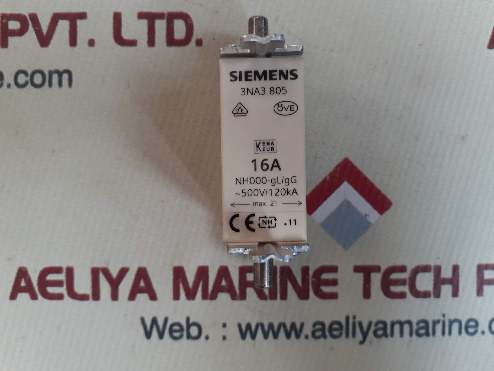 Set of 3x Siemens 3na3 805 fuse 16A - Image 2