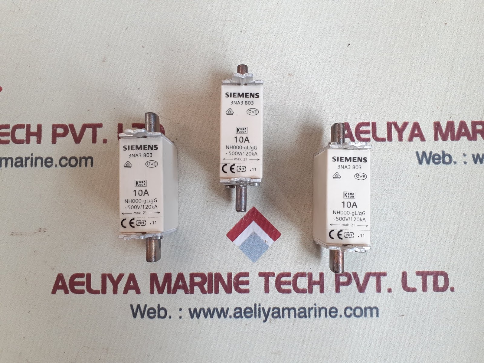 Set of 3x Siemens 3na3 803 fuse 10a
