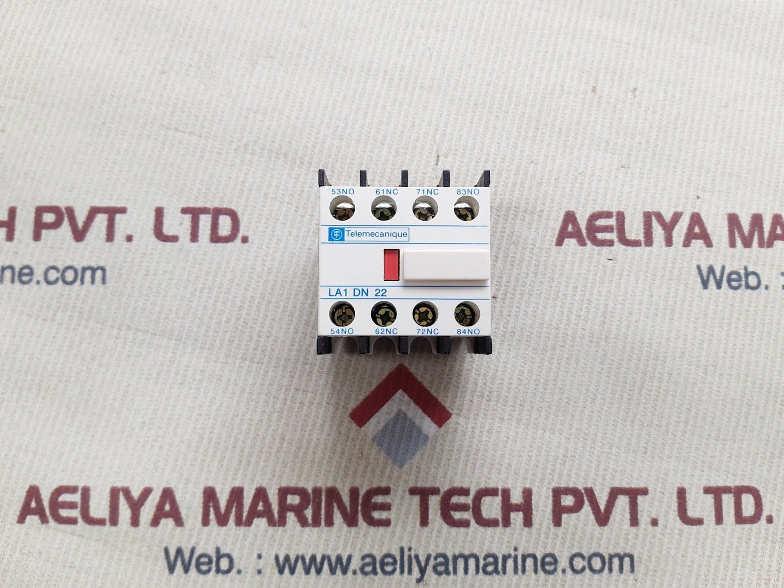 Telemecanique la1 dn22 019632 contact block - Image 2