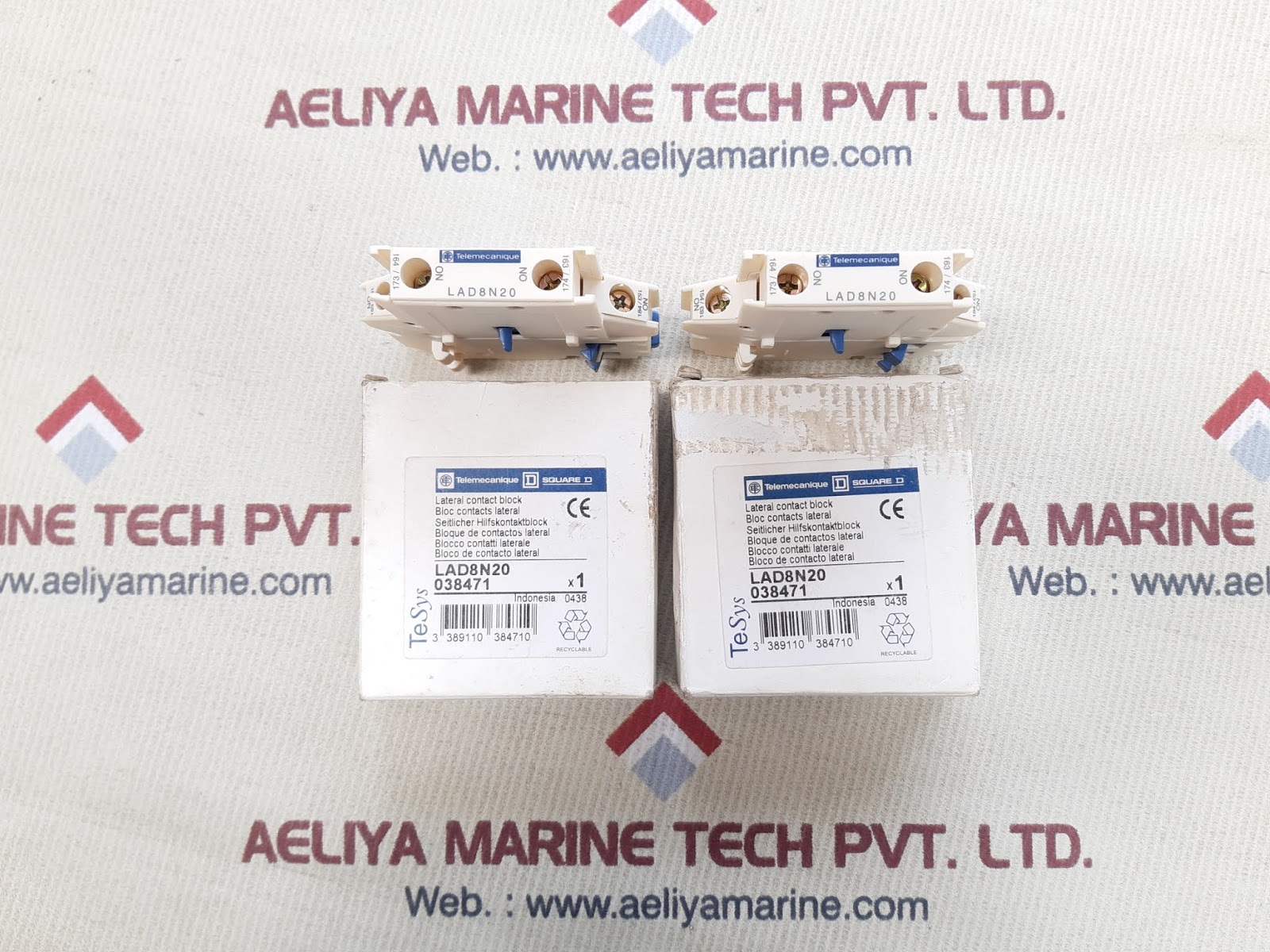 Telemecanique lad8n20 lateral contact block