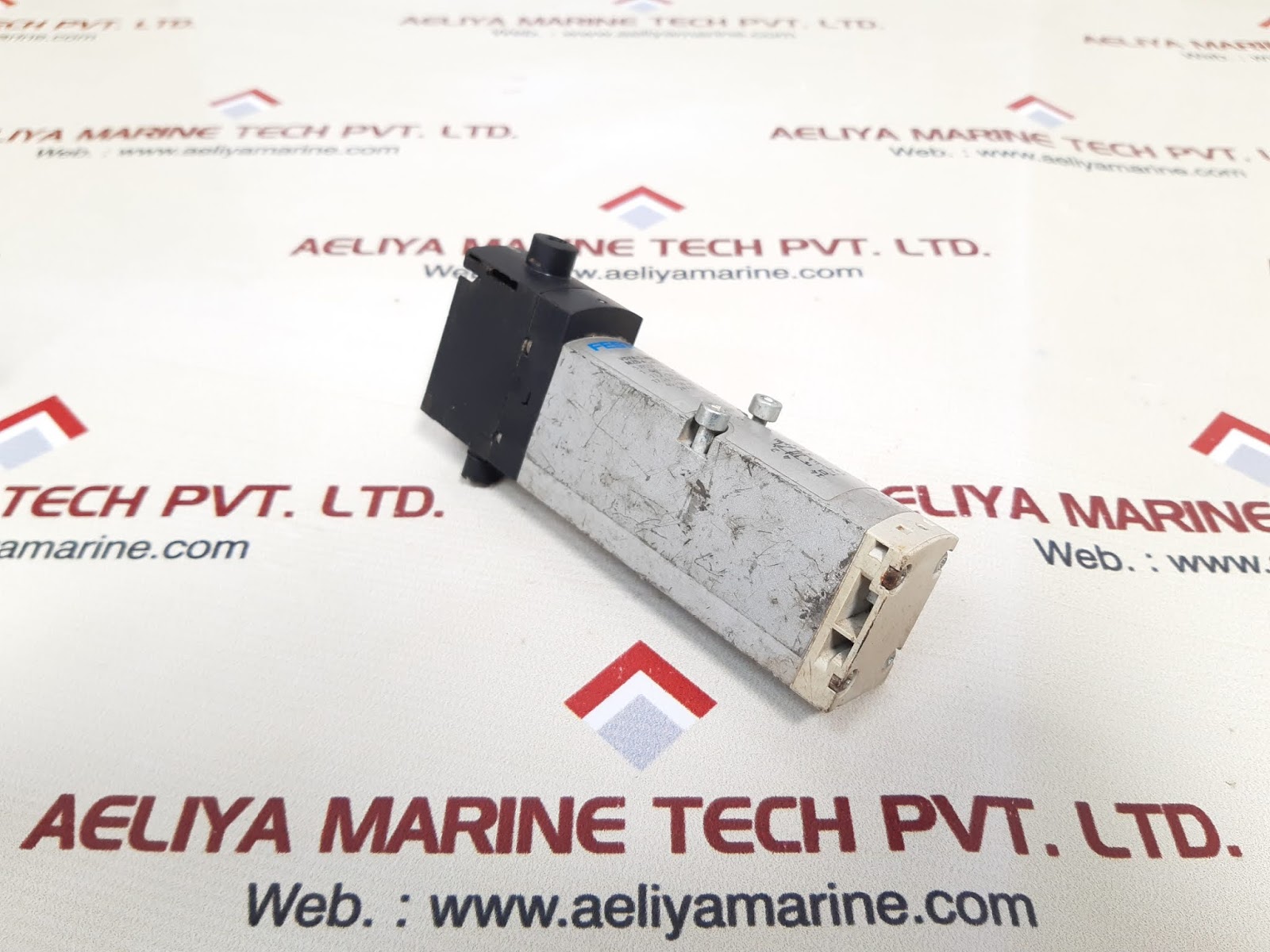 Festo vsva-b-m52-mzd-a1-1t1l solenoid valve - Image 2