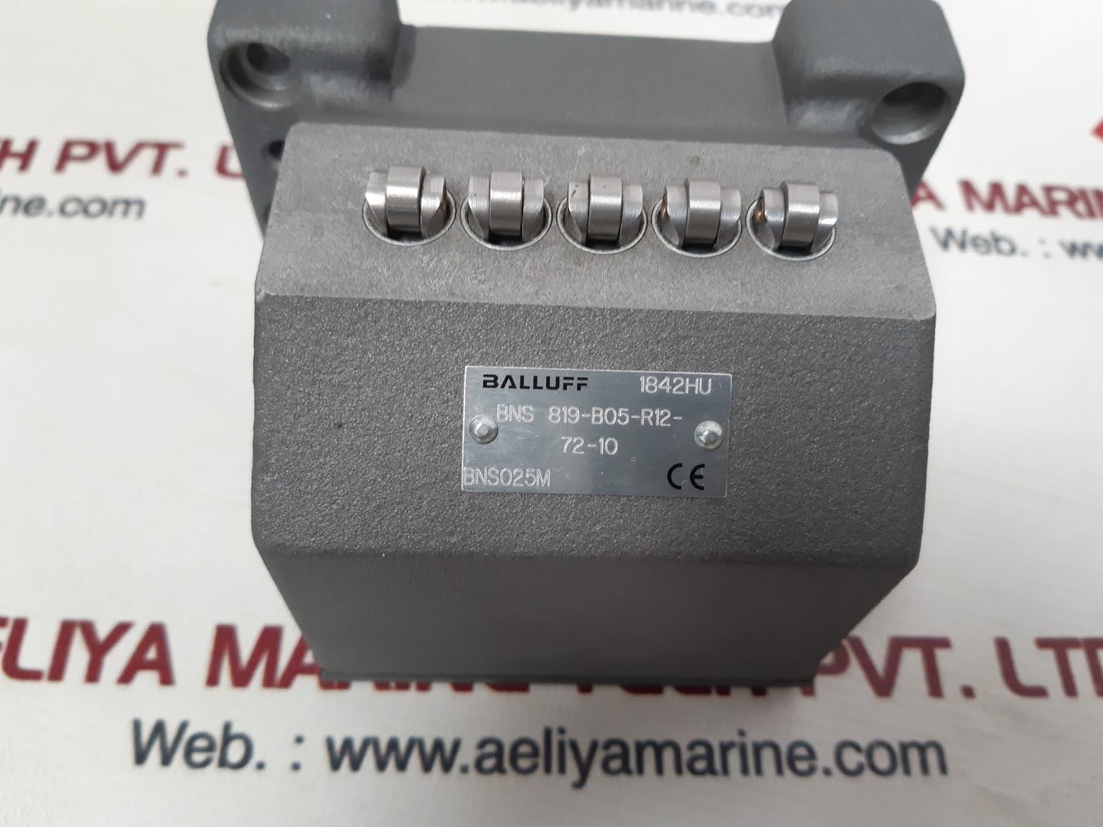 Balluff bns 819-b05-r12-72-10 limit switch - Image 3