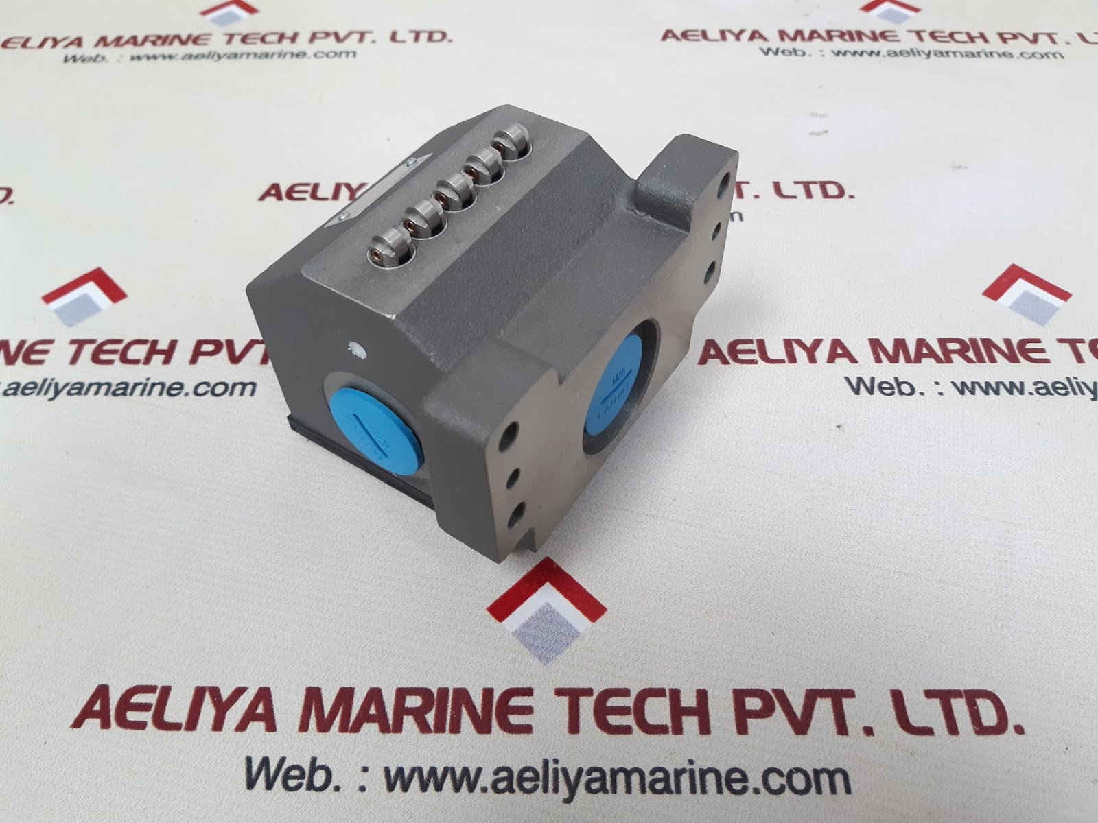 Balluff bns 819-b05-r12-72-10 limit switch - Image 2